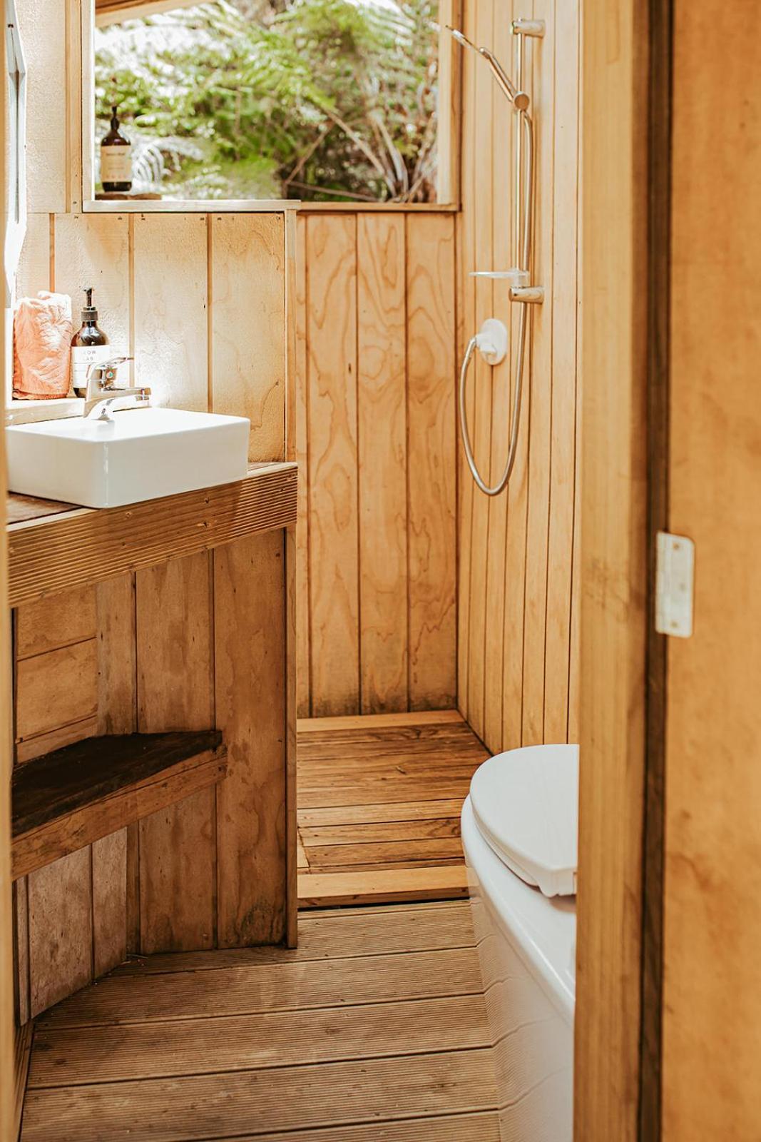 Отель Golden Bay Glamping Такака Экстерьер фото