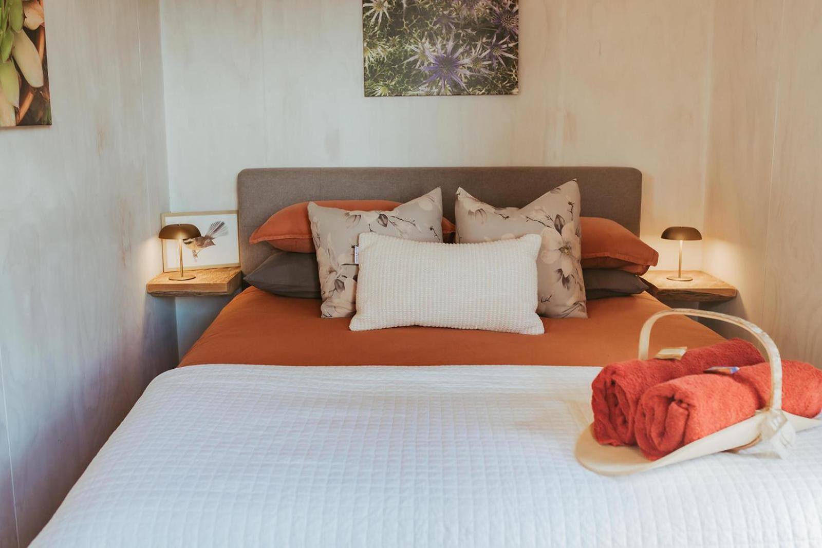 Отель Golden Bay Glamping Такака Экстерьер фото